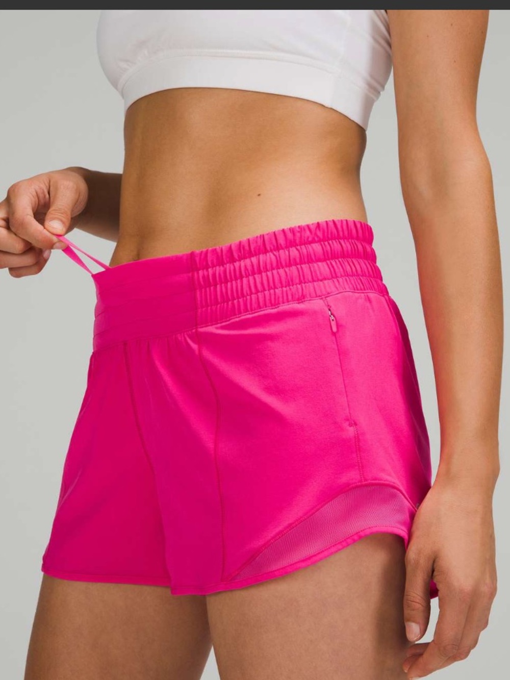 Lululemon Hotty Hot 2.5โ High Rise Sonic Pink Size 8 Lined Running Shorts